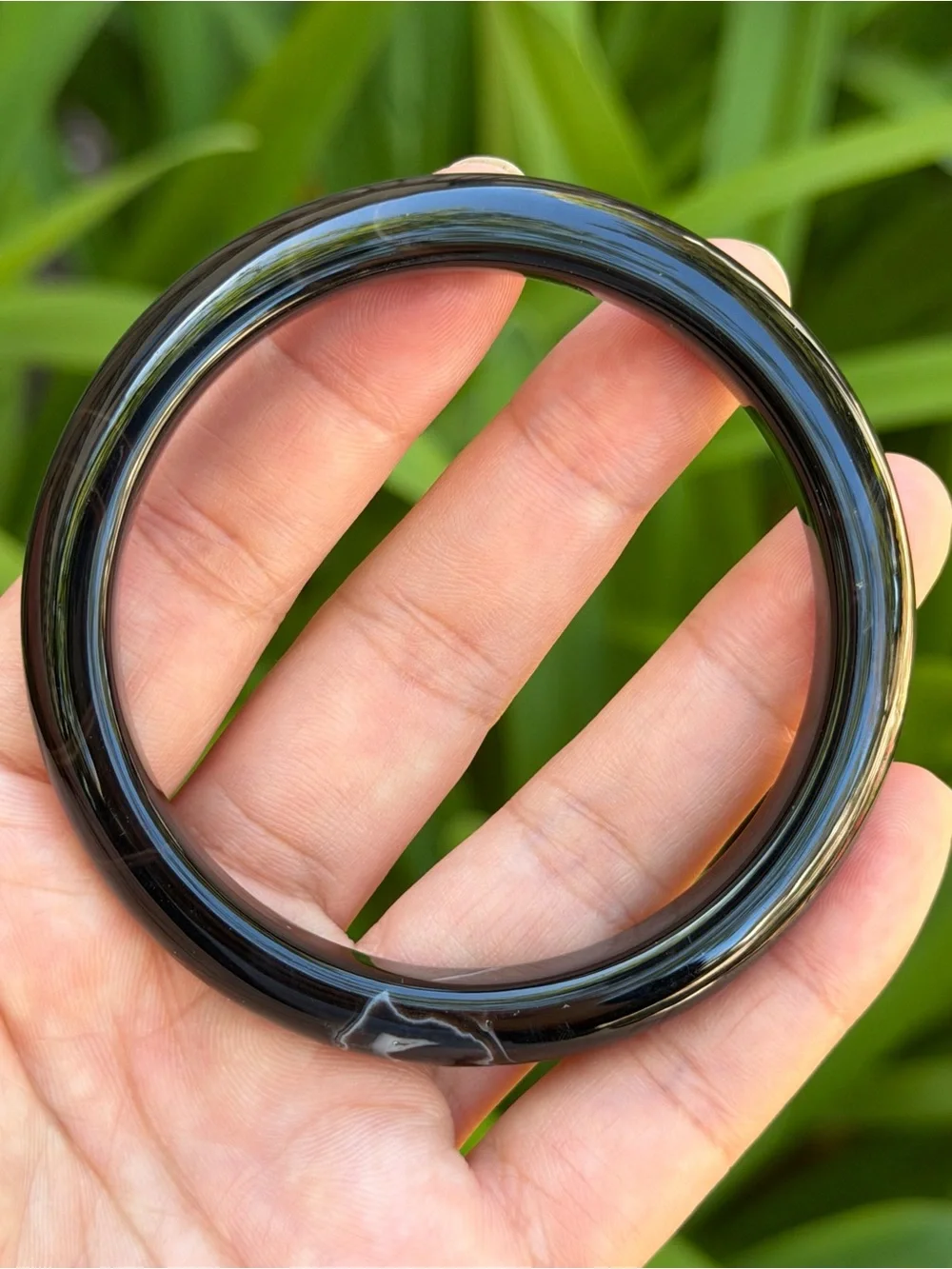 60mm inner diameter black onyx bangle 1826